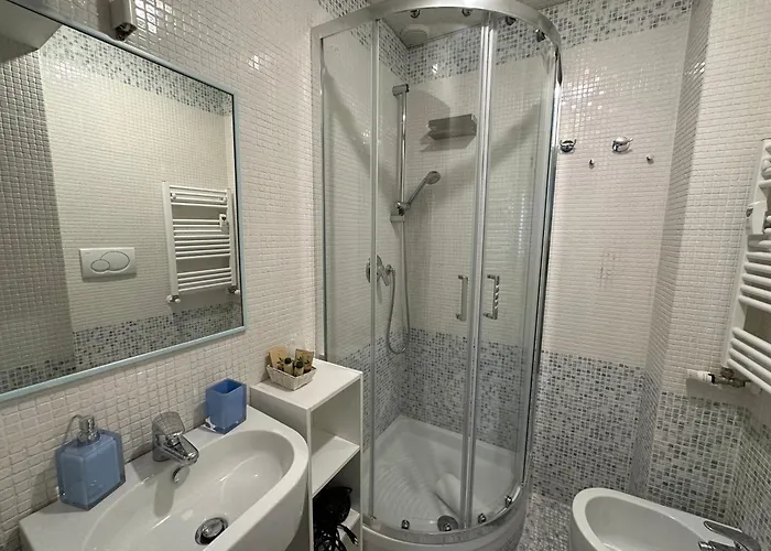 Romeholidayhome 2 *